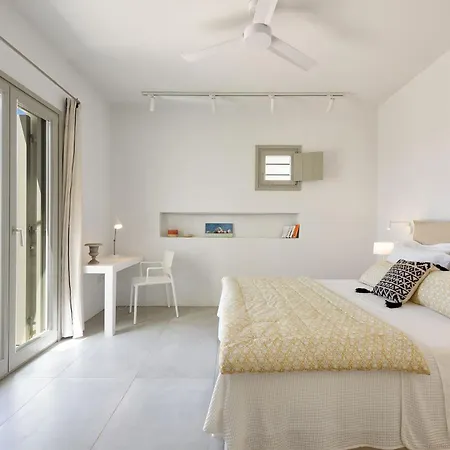 Villa Stunning New With Great Pool Area, Magnificent Panoramic Sea View - Paros Alikí