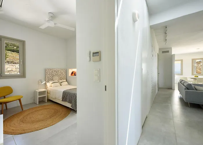 Stunning New With Great Pool Area, Magnificent Panoramic Sea View - Paros וילה *