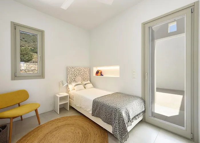 Stunning New With Great Pool Area, Magnificent Panoramic Sea View - Paros * Alikí